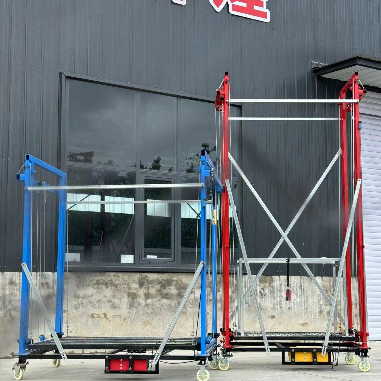 Electric Adjustable Scaffolding – High-Reach Lift for Construction